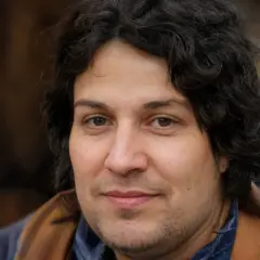 Autor Ariel Makowski