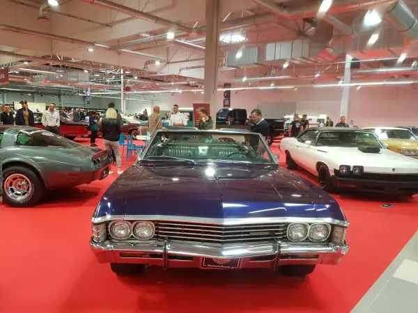 Chevrolet Impala 1967 - Ikona, cena, sesje. Dlaczego wciąż działa?